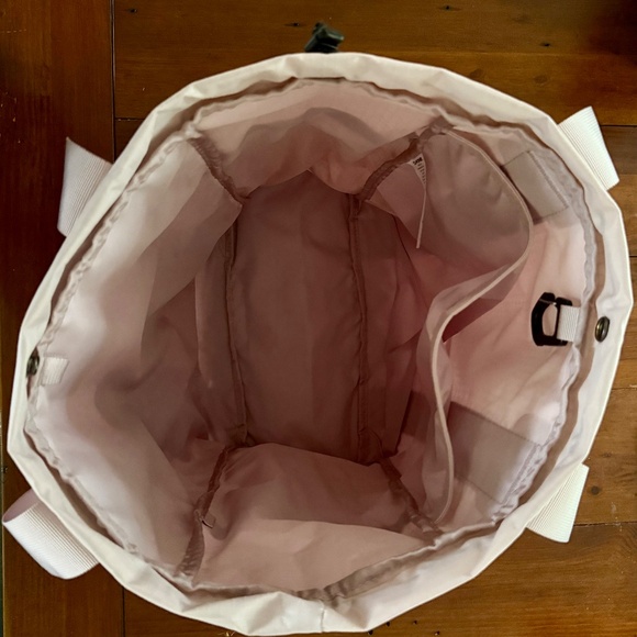 Dakine Jesse Tote - Picture 3 of 6